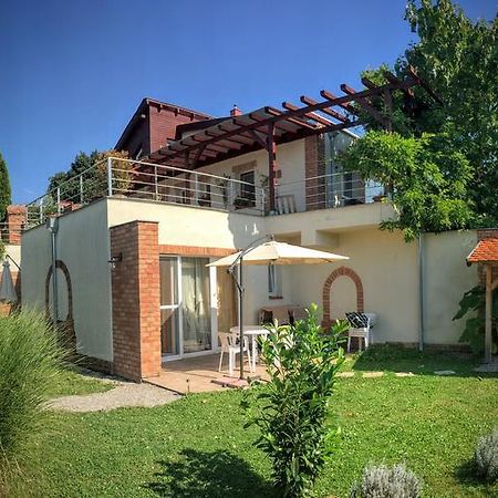Naposdombi Apartmanok Orfű Zewnętrze zdjęcie
